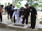 Kepala Kejaksaan Negeri Tanah Bumbu Hadiri Upacara Ziarah Rombongan dalam Rangka Peringatan Hari Kebangkitan Nasional ke-118 Tahun 2026 dan Peringatan Proklamasi Gubernur Tentara ALRI Divisi IV Pertahanan Kalimantan ke-77